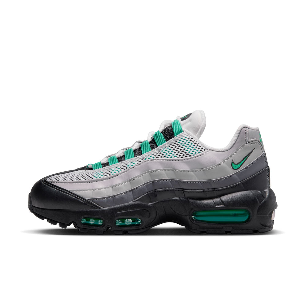 
                  
                    Load image into Gallery viewer, Womens Nike Air Max 95 &amp;#39;Stadium Green&amp;#39;
                  
                