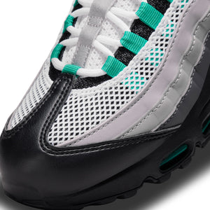 
                  
                    Load image into Gallery viewer, Womens Nike Air Max 95 &amp;#39;Stadium Green&amp;#39;
                  
                