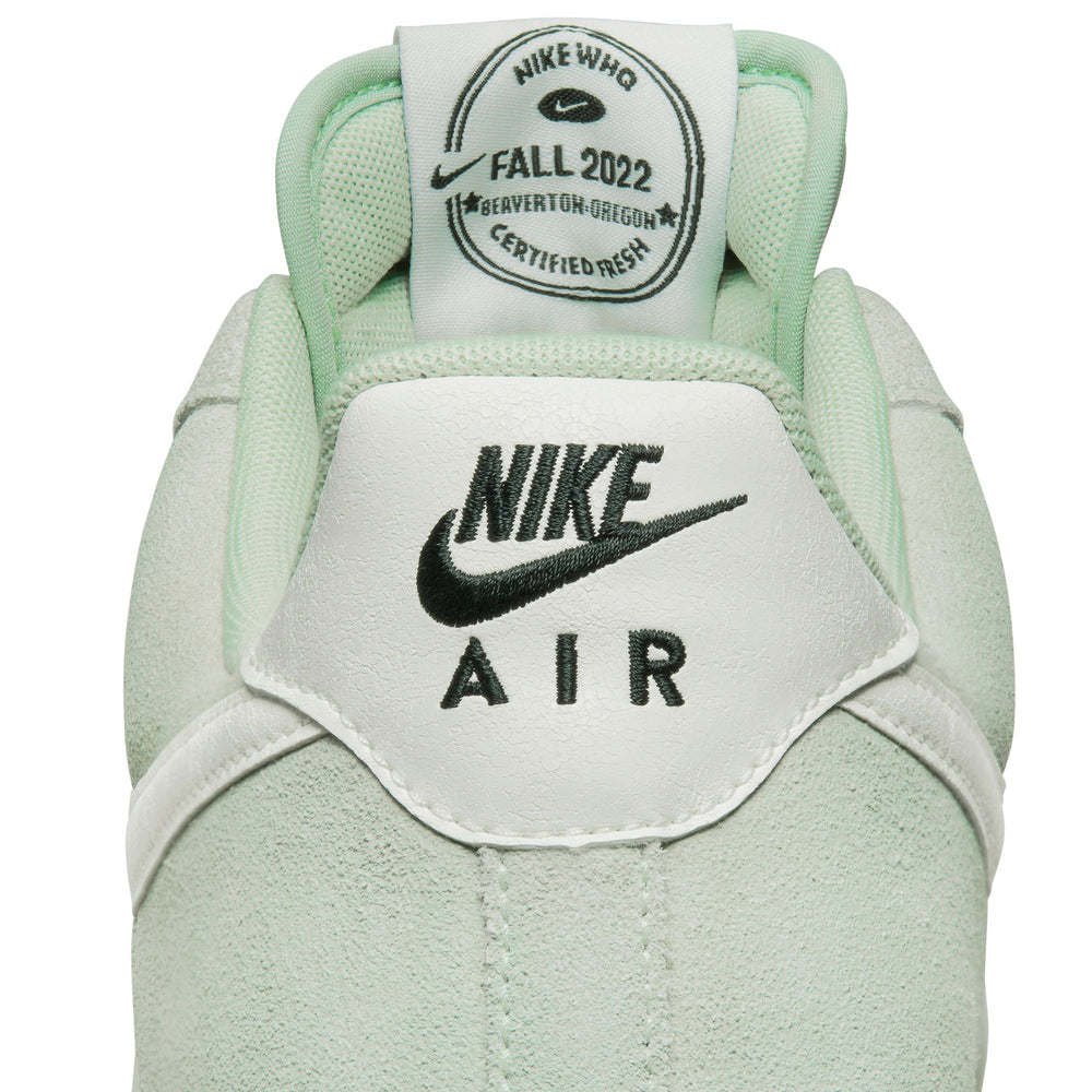 
                  
                    Load image into Gallery viewer, Nike Air Force 1 &amp;#39;07 LV8 &amp;#39;Enamel Green&amp;#39;
                  
                