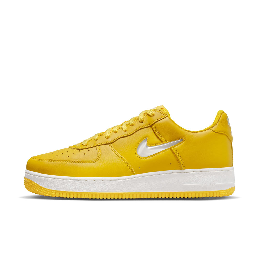 
                  
                    Load image into Gallery viewer, Nike Air Force 1 Low Retro &amp;#39;Yellow Jewel&amp;#39;
                  
                
