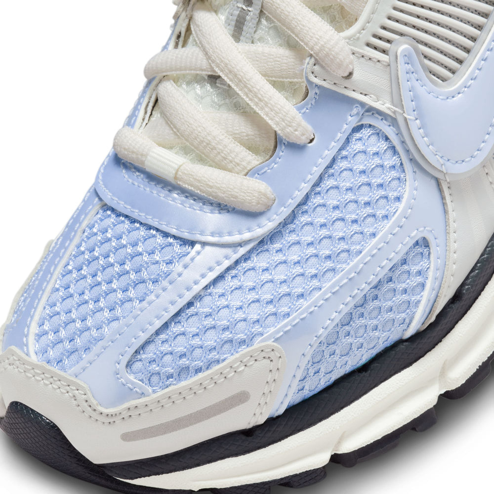 
                  
                    Load image into Gallery viewer, Womens Nike Zoom Vomero 5 &amp;#39;Royal Tint&amp;#39;
                  
                