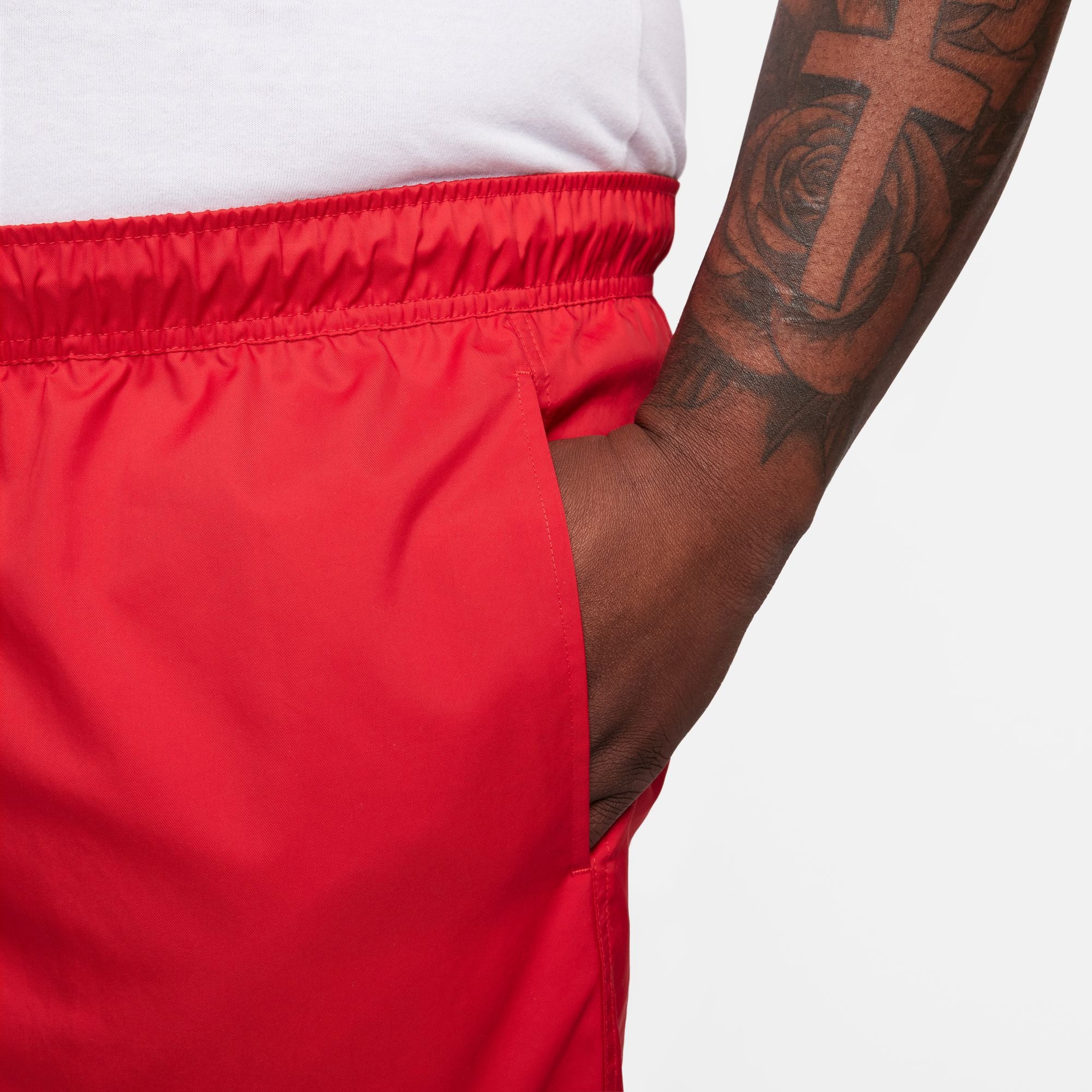 Nike Club Woven Shorts 'Red'