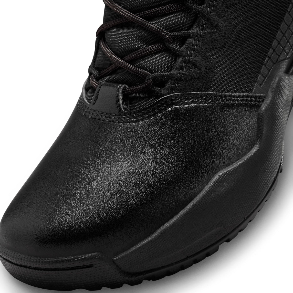 Nike SFB B2 'Black'