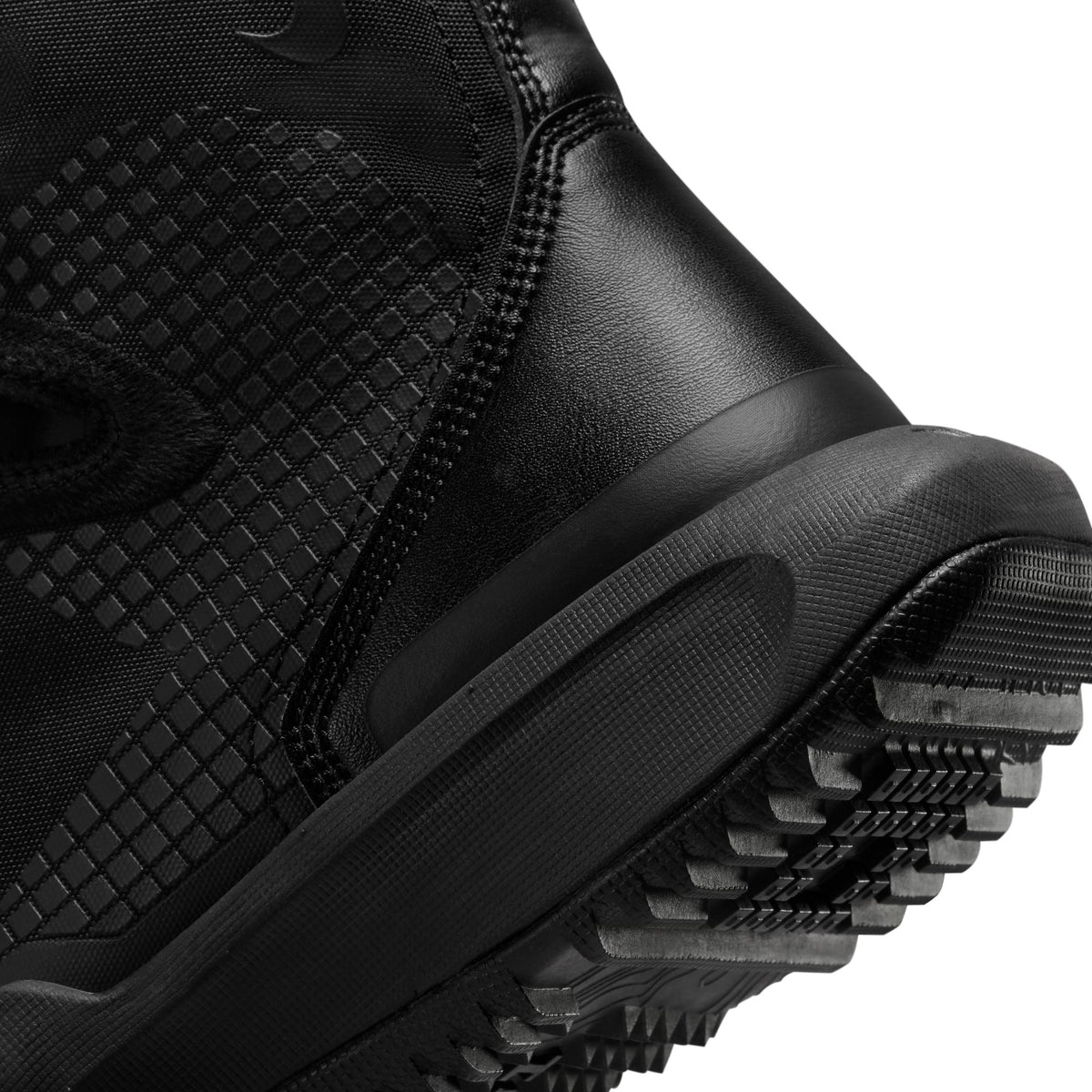 Nike SFB B2 'Black'