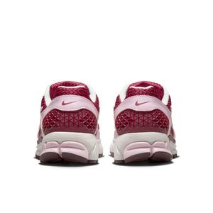 
                  
                    Load image into Gallery viewer, Womens Nike Vomero 5 &amp;#39;Pink Foam&amp;#39;
                  
                