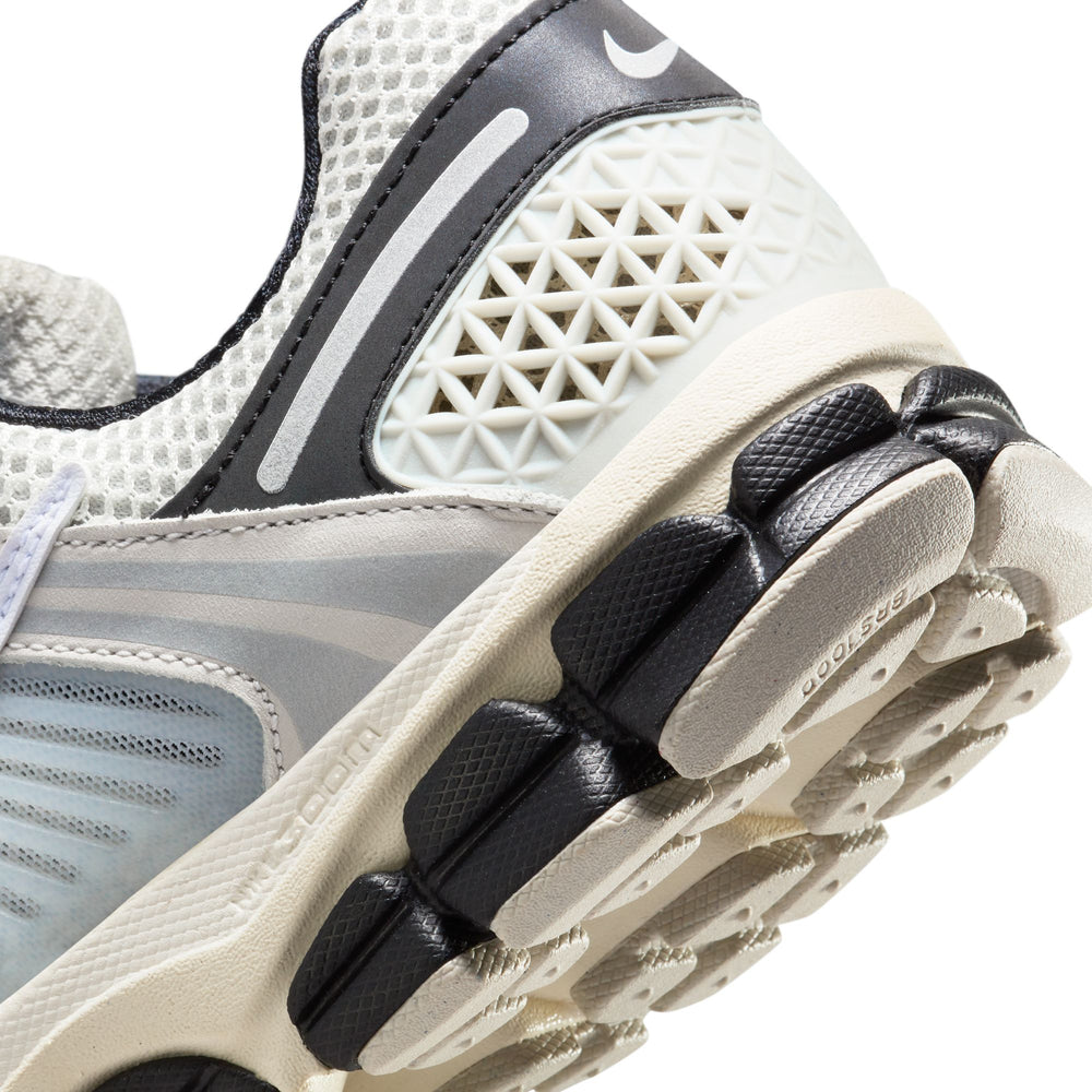 
                  
                    Load image into Gallery viewer, Nike Zoom Vomero 5 Premium &amp;#39;Pale Ivory&amp;#39;
                  
                