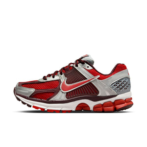 
                  
                    Load image into Gallery viewer, Womens Nike Vomero 5 &amp;#39;Mystic Red&amp;#39;
                  
                