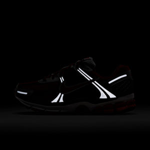 
                  
                    Load image into Gallery viewer, Womens Nike Vomero 5 &amp;#39;Mystic Red&amp;#39;
                  
                