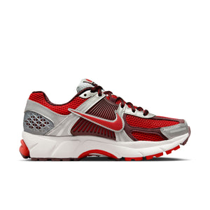 
                  
                    Load image into Gallery viewer, Womens Nike Vomero 5 &amp;#39;Mystic Red&amp;#39;
                  
                