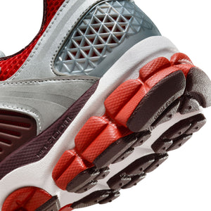 
                  
                    Load image into Gallery viewer, Womens Nike Vomero 5 &amp;#39;Mystic Red&amp;#39;
                  
                