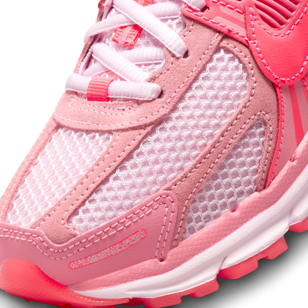 
                  
                    Load image into Gallery viewer, Womens Zoom Nike Vomero 5 &amp;#39;Pink&amp;#39;
                  
                