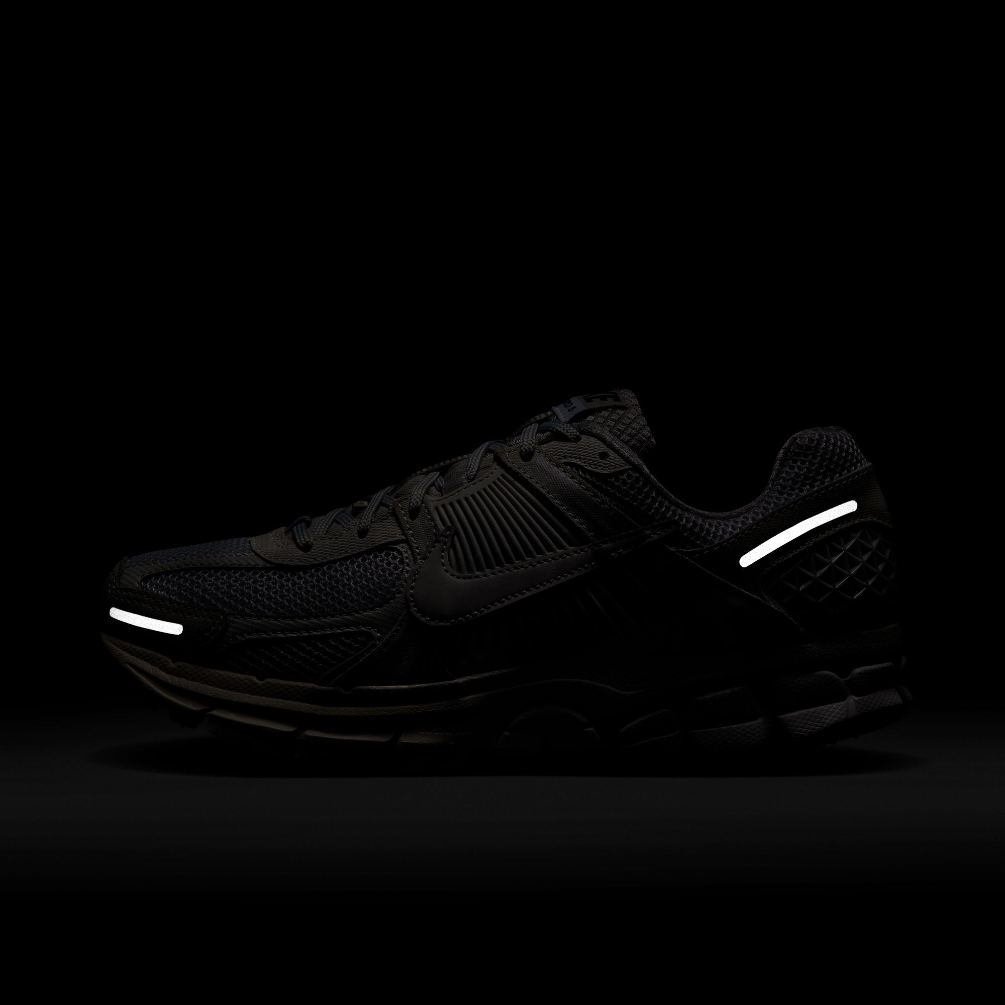 Womens Nike Zoom Vomero 5 'Vast Grey'