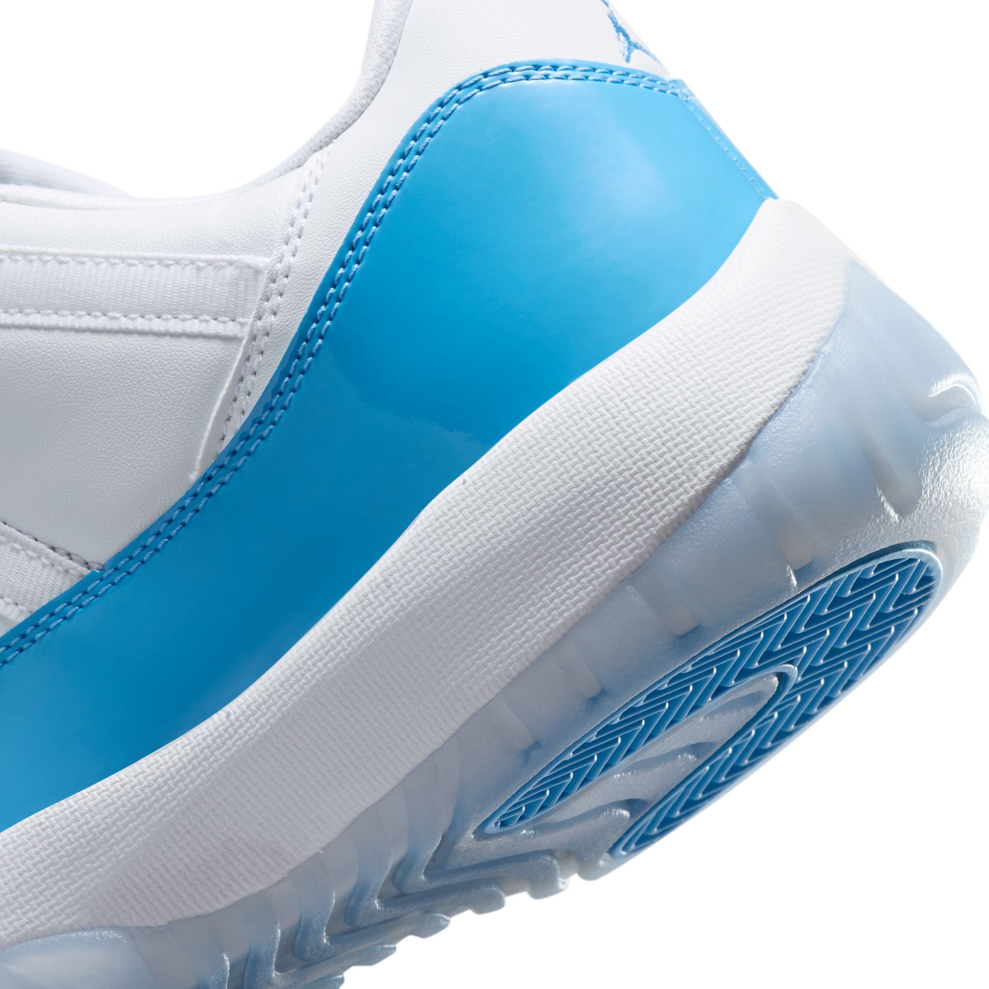 Air Jordan 11 Retro Low 'University Blue'