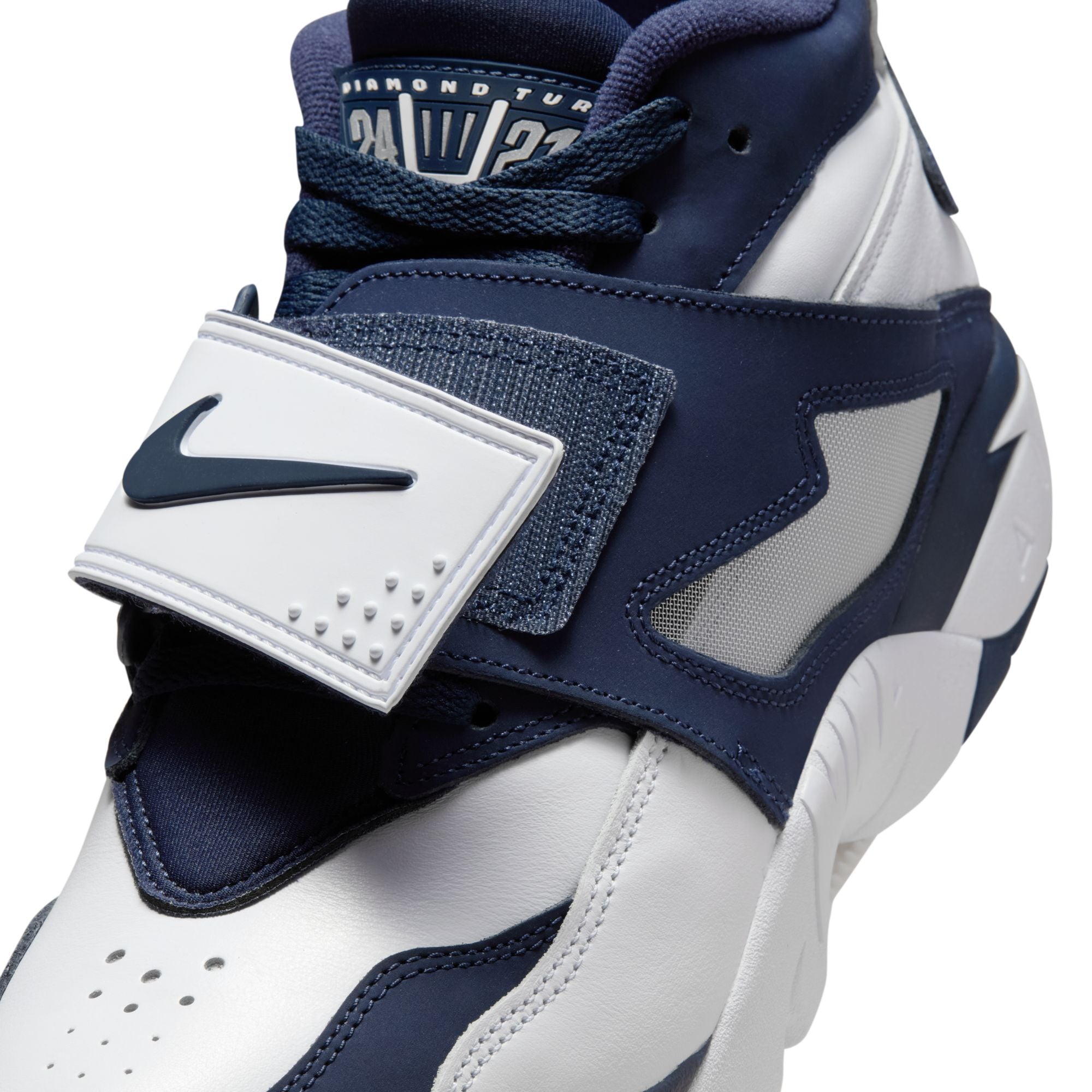 Nike Air Diamond Turf 'Cowboys'