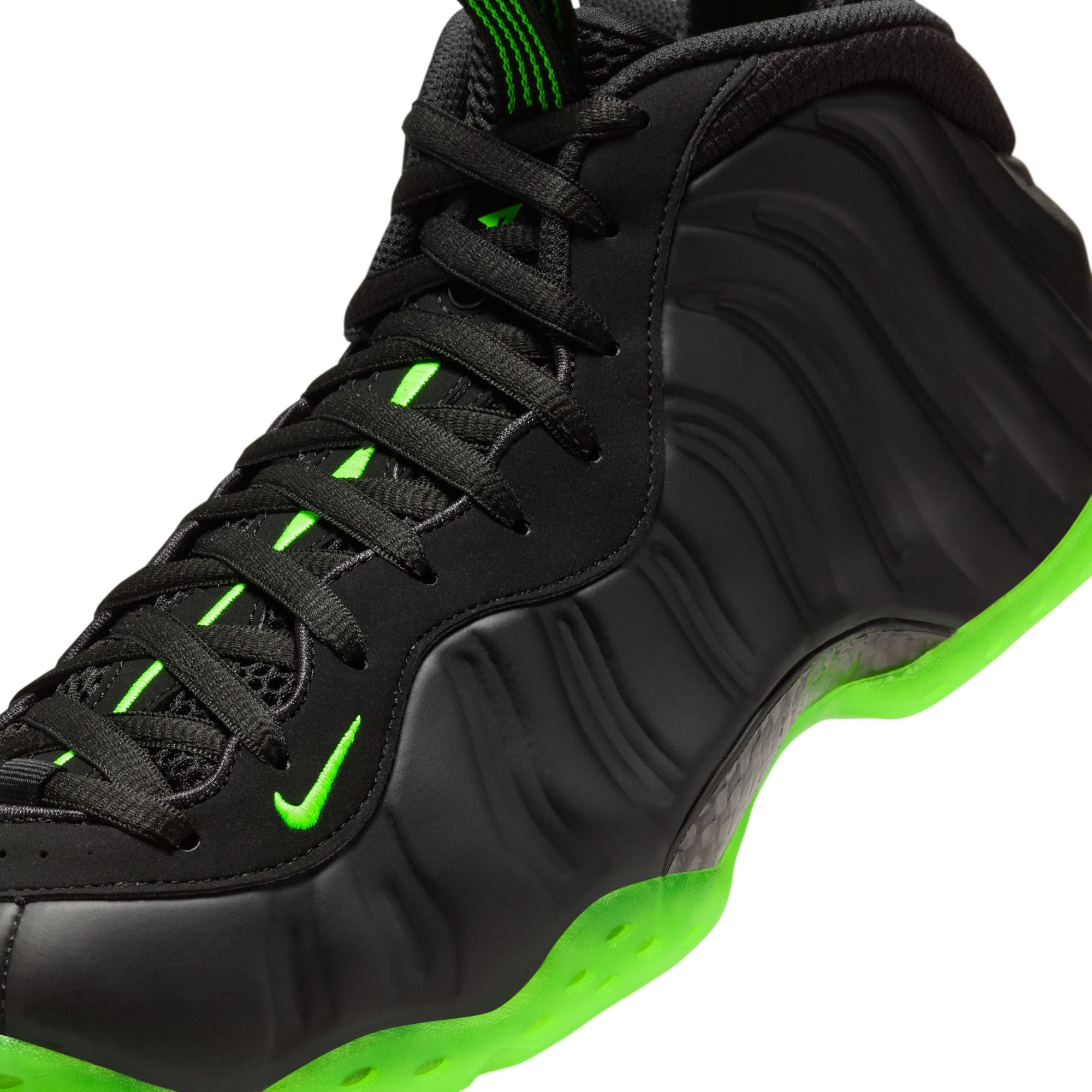 Nike Air Foamposite One 'Black/Volt'