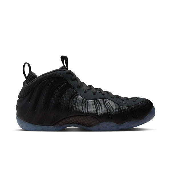 Stüssy x Nike Air Foamposite One ブラック Nike Air Foamposite One 'Carbon Fiber'