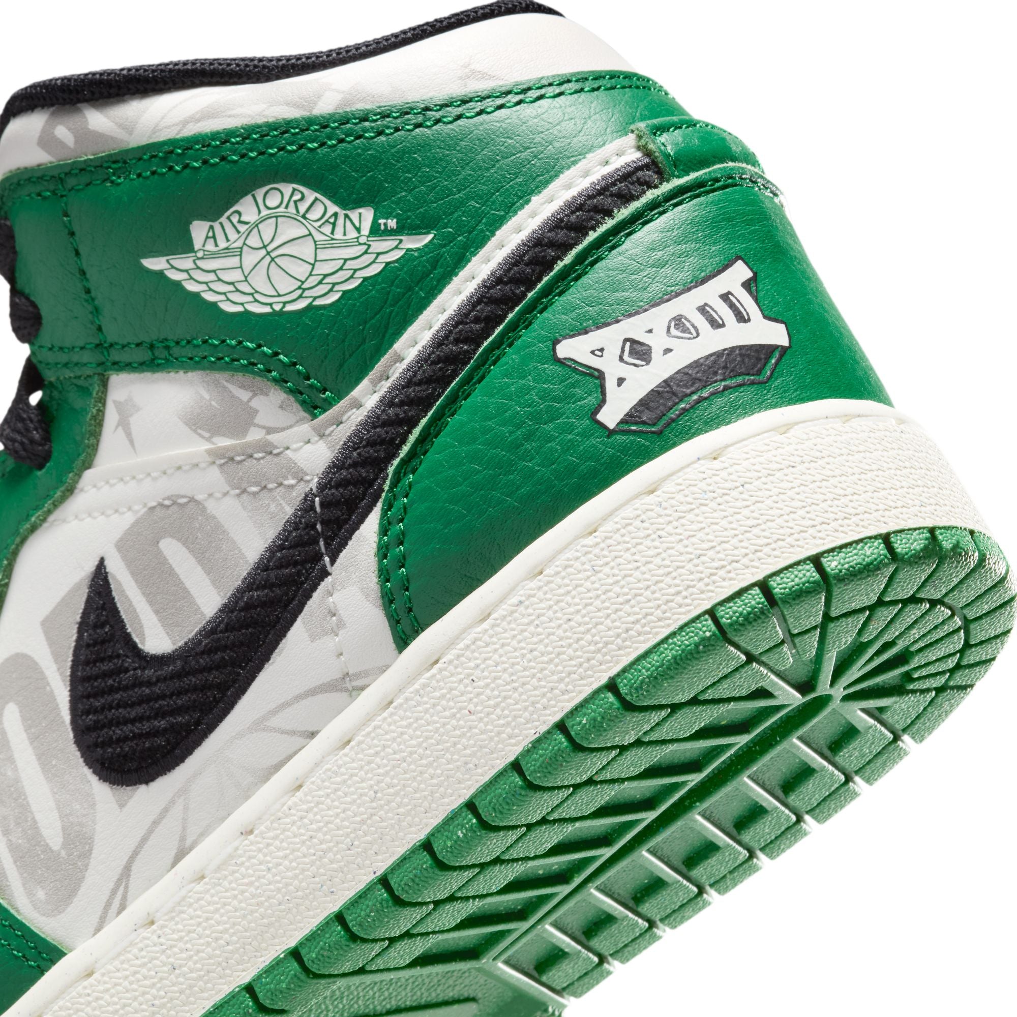 Youth Air Jordan 1 Mid SE (GS) ‘Pine Green/Sail-Black'