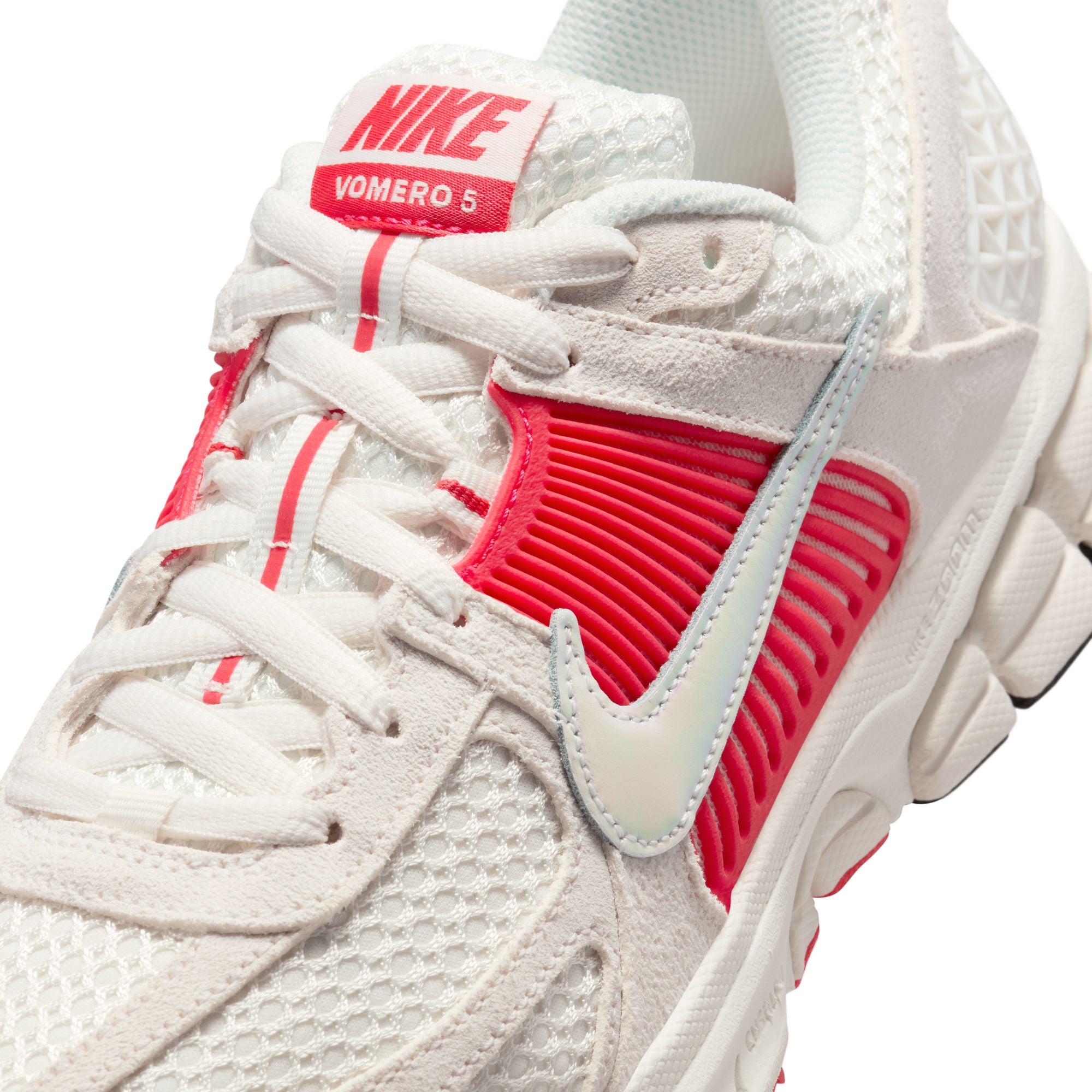 Womens Nike Zoom Vomero 5 'Sail/Siren Red