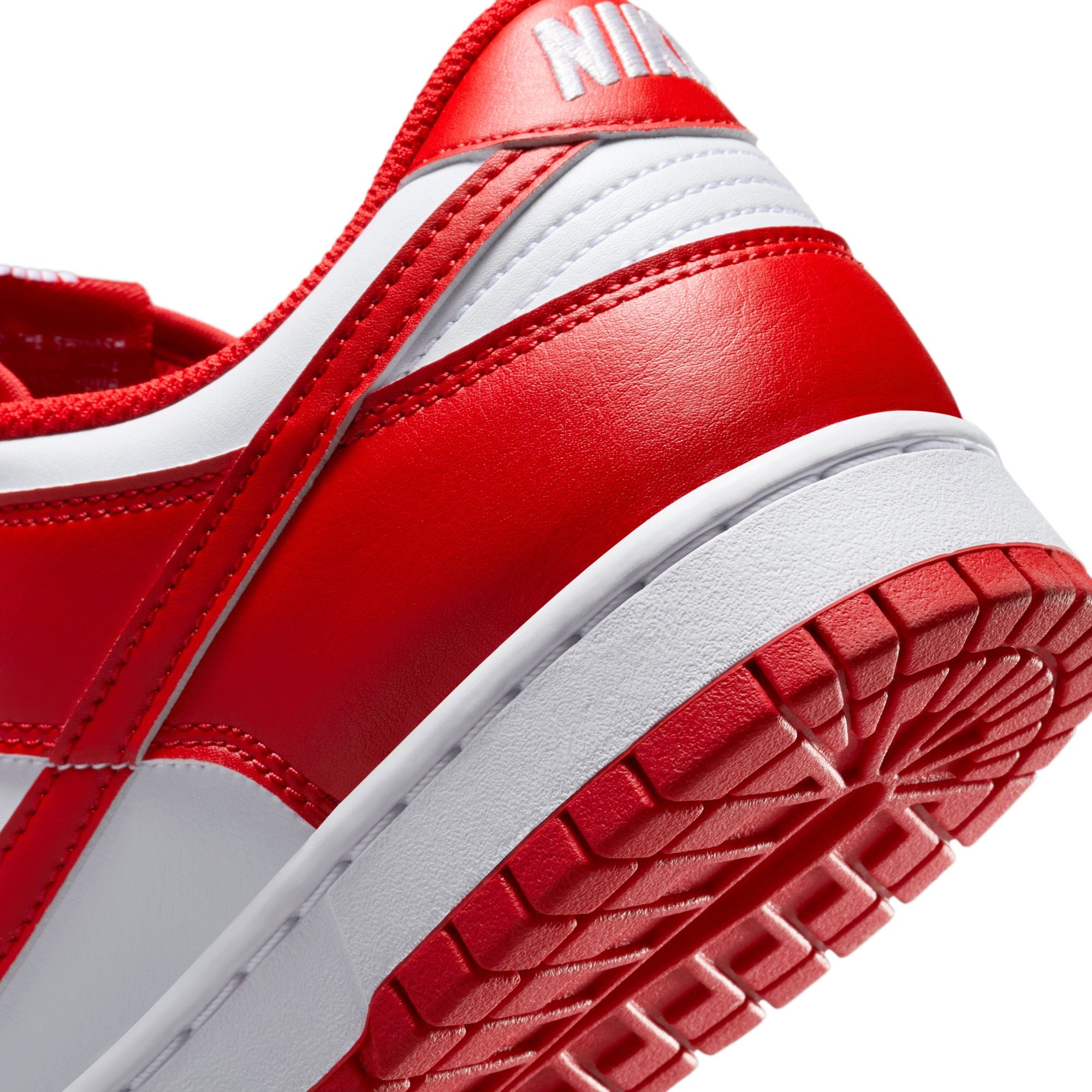 Nike Dunk Low Retro ‘White/University Red-White'