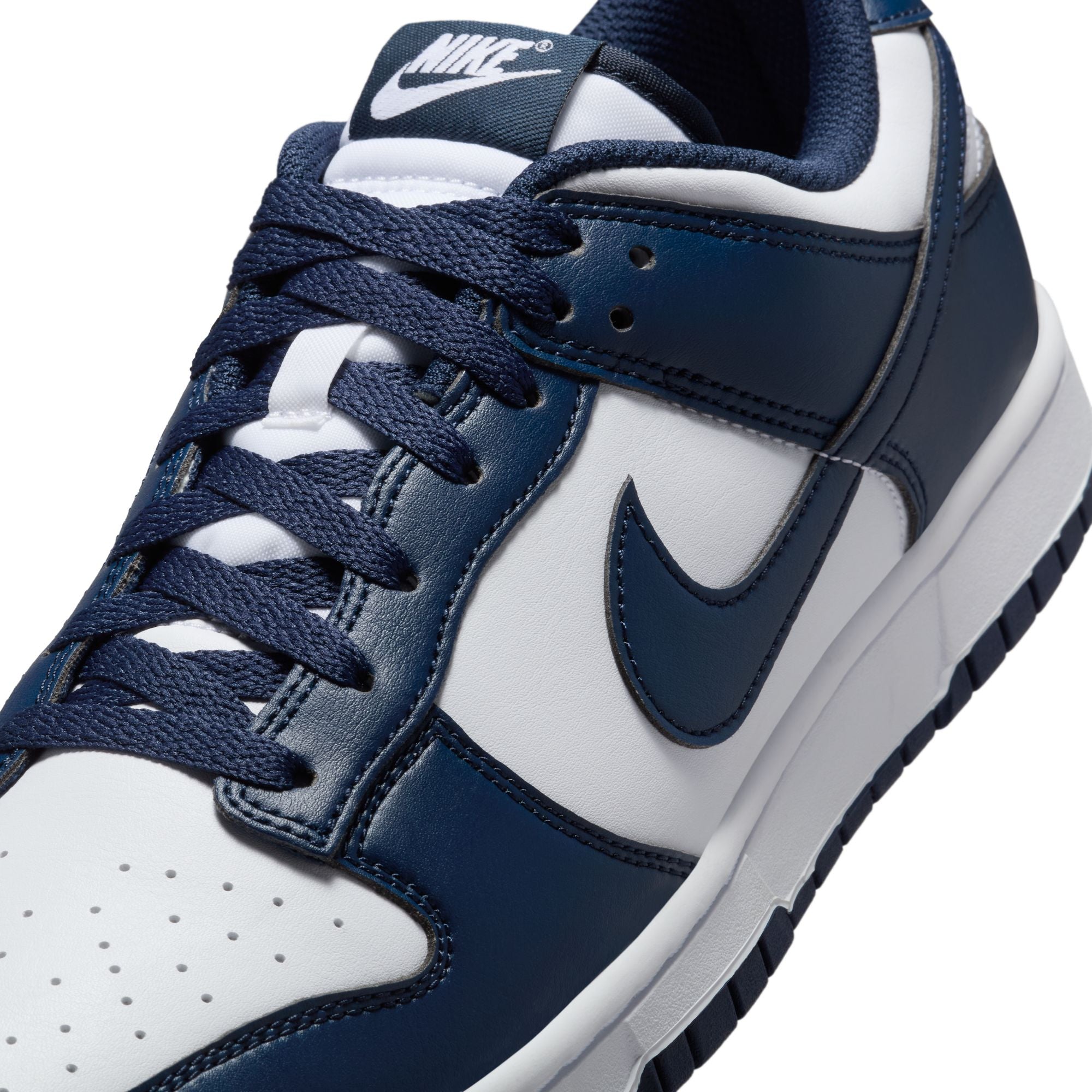 Nike Dunk Low Retro ‘White/Midnight Navy'
