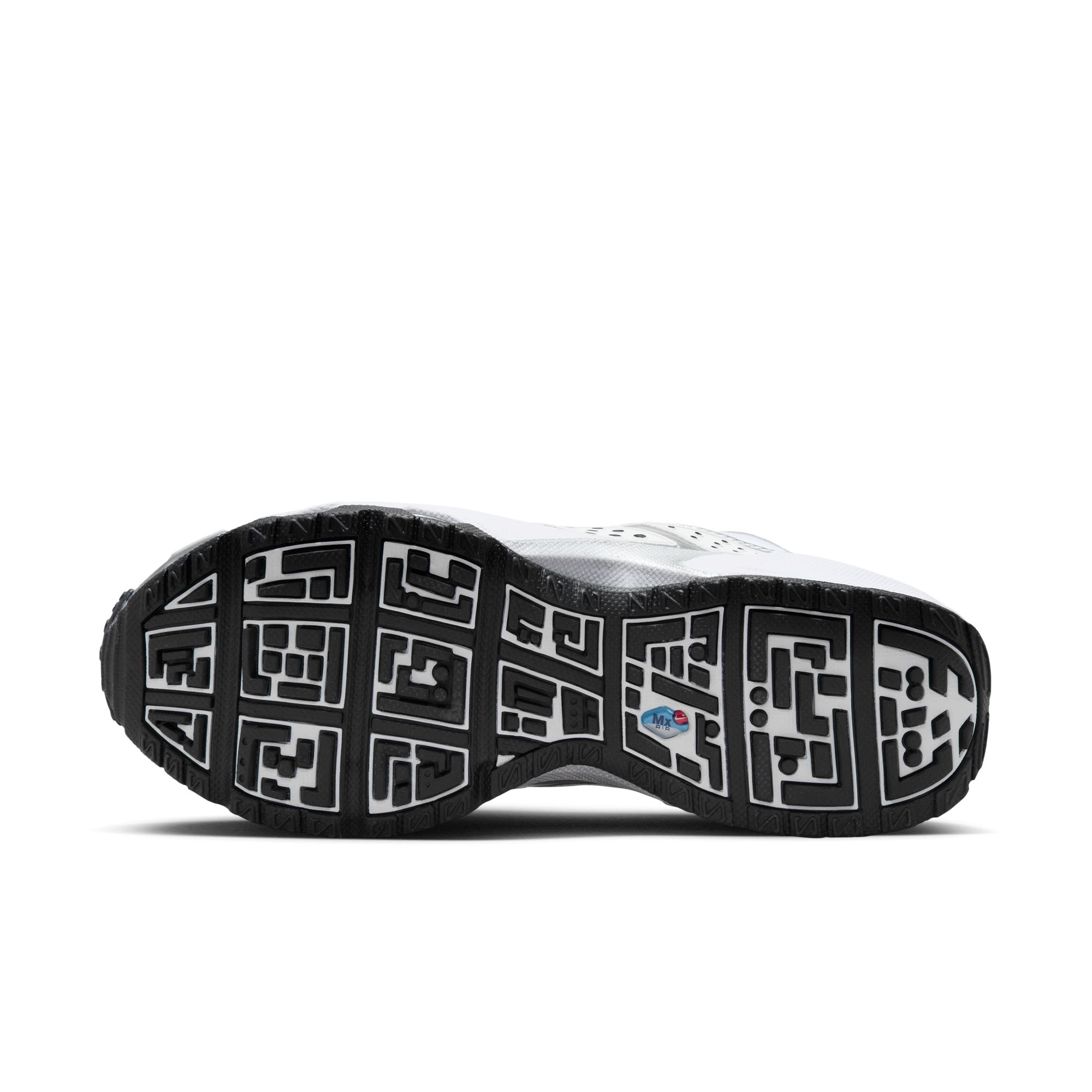 靴 NIKE W AIR MAX SNDR BLACK/SILVER NIKE WOMEN'S AIR MAX SNDR - BLACK/ SILVER – Undefeated