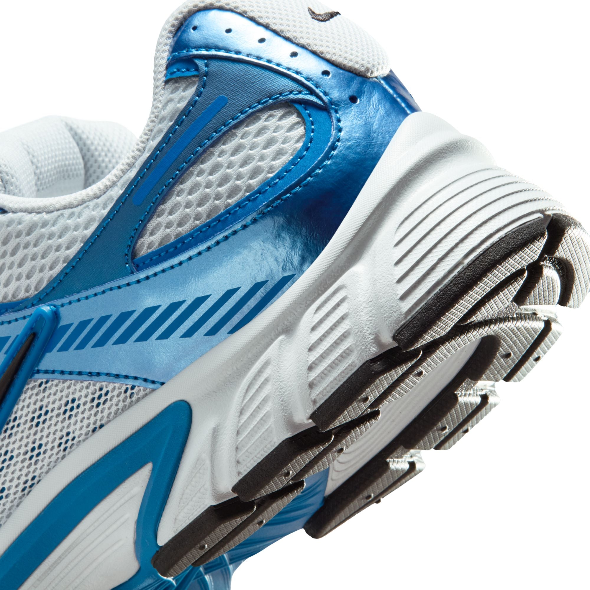 Nike V5 RNR 'Pure Platinum'