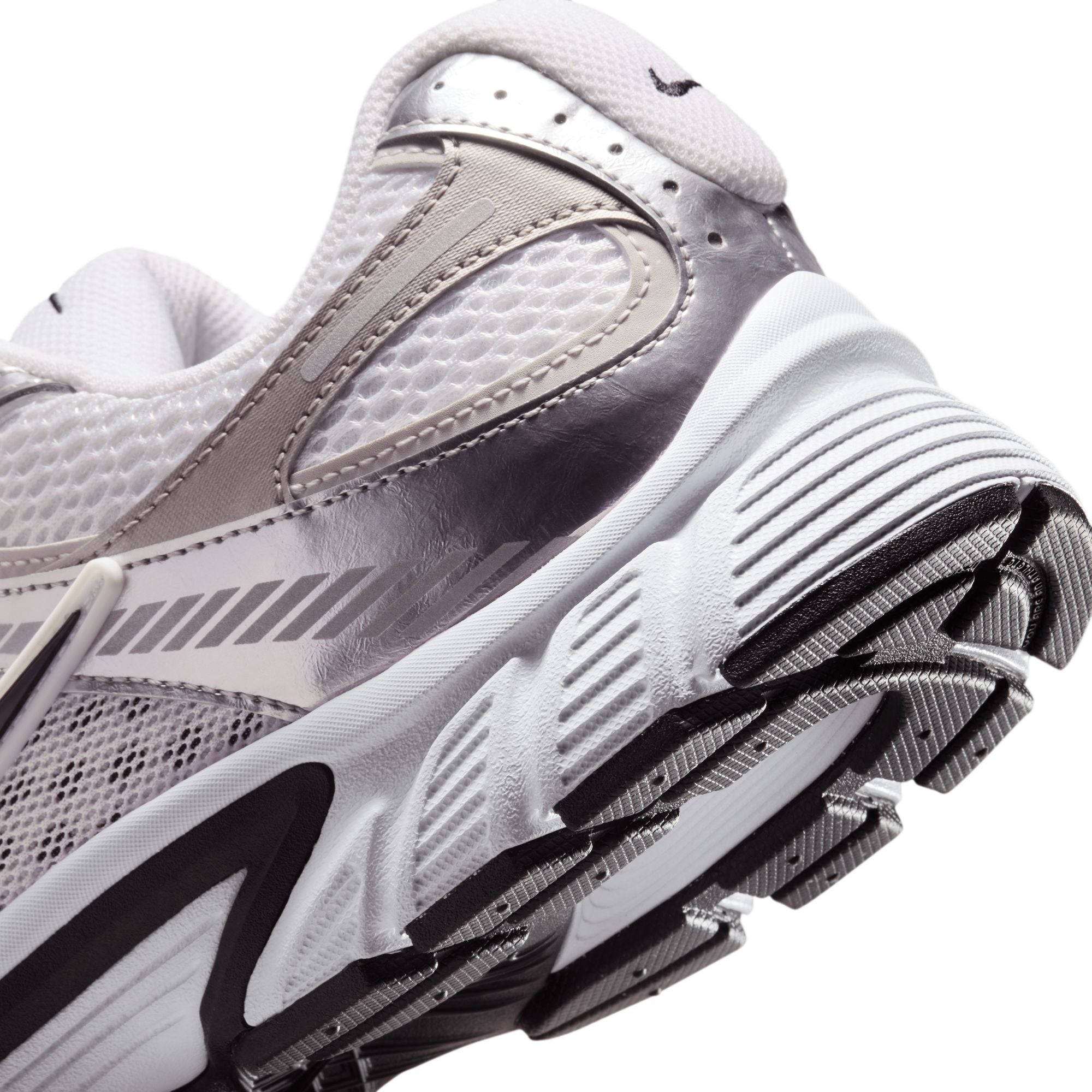 Nike V5 RNR ‘Vast Grey'