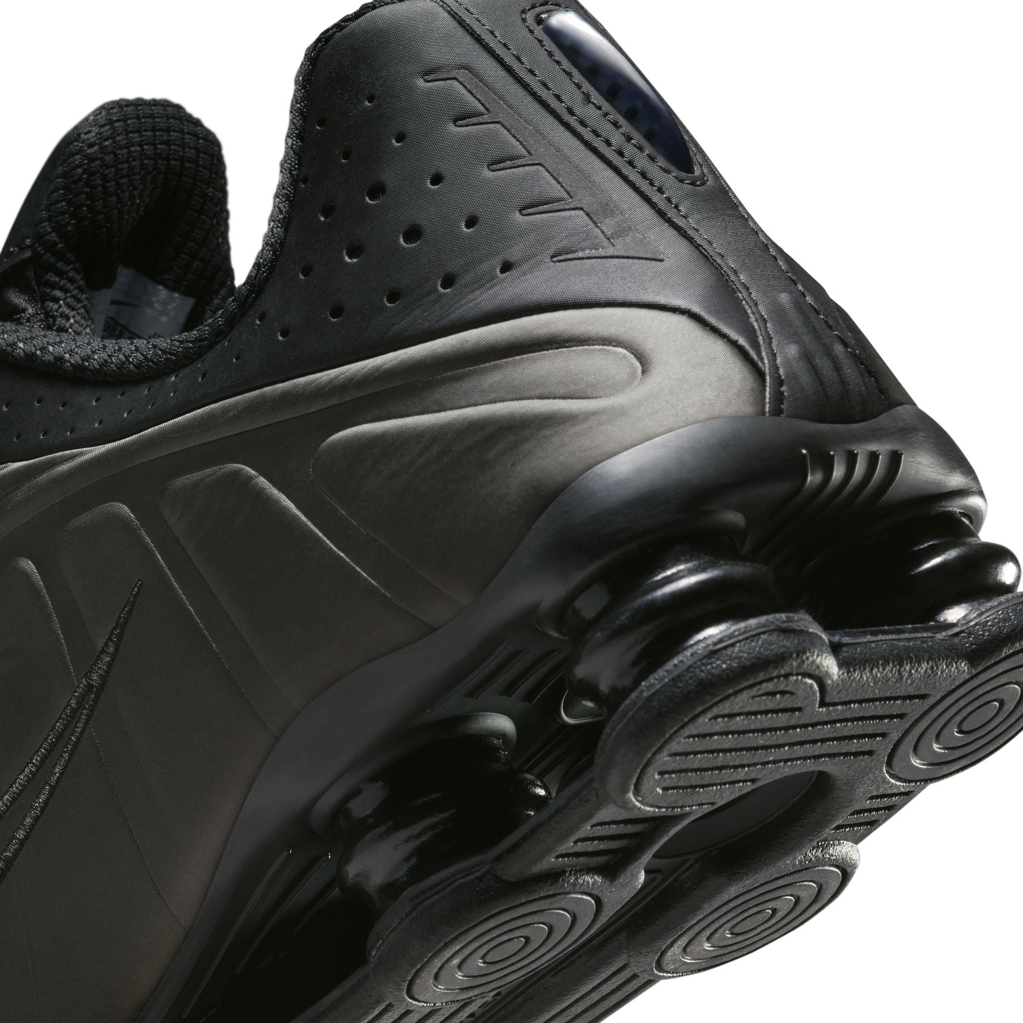 Nike Shox R4 ‘Black'