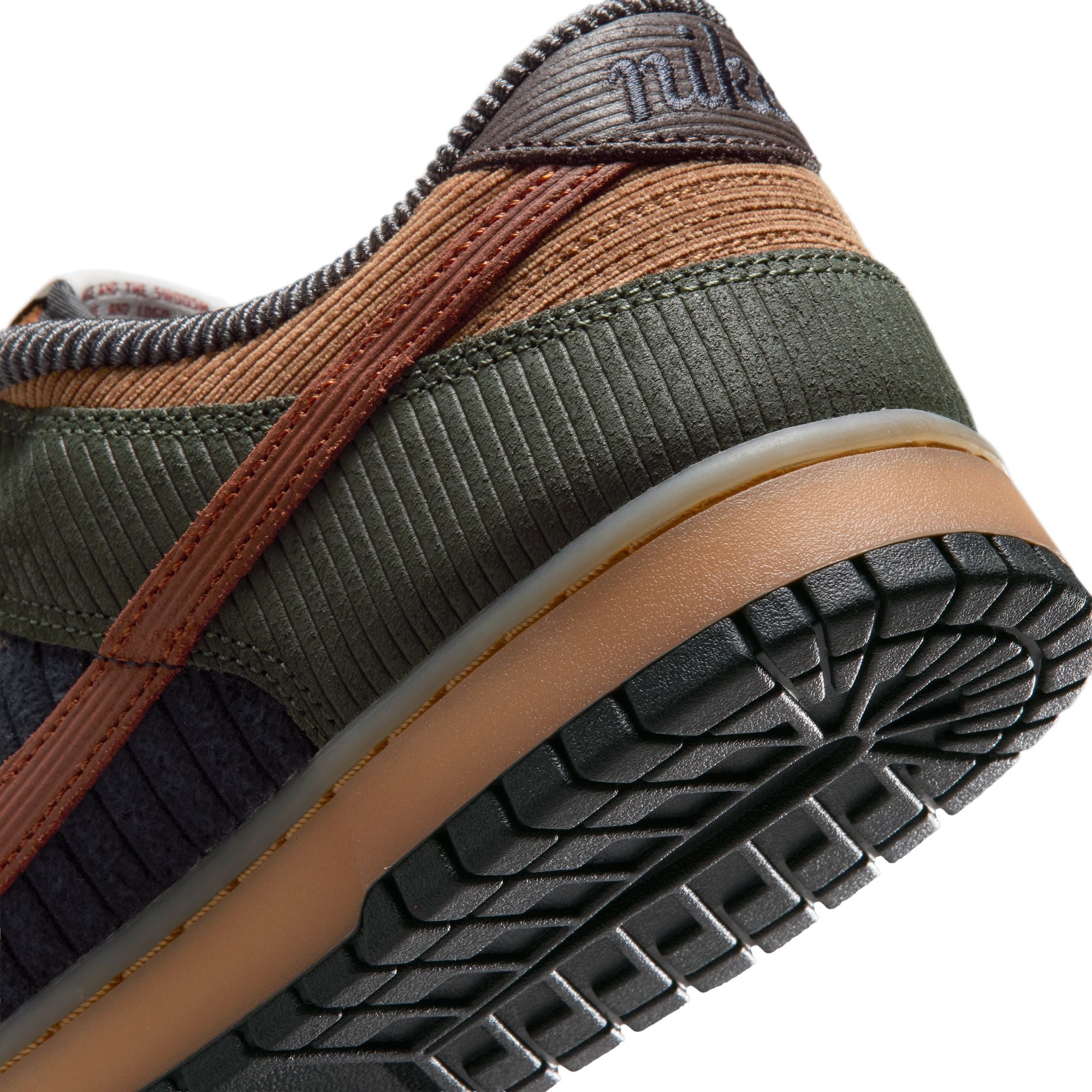 Nike Dunk Low Retro Premium 'Light British Tan Corduroy'