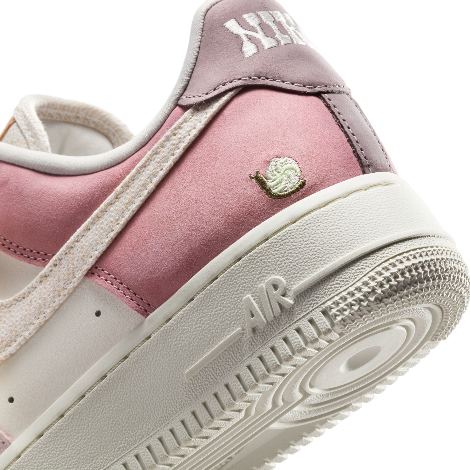 Womens Air Force 1 ‘07 LX ‘Mushroom'