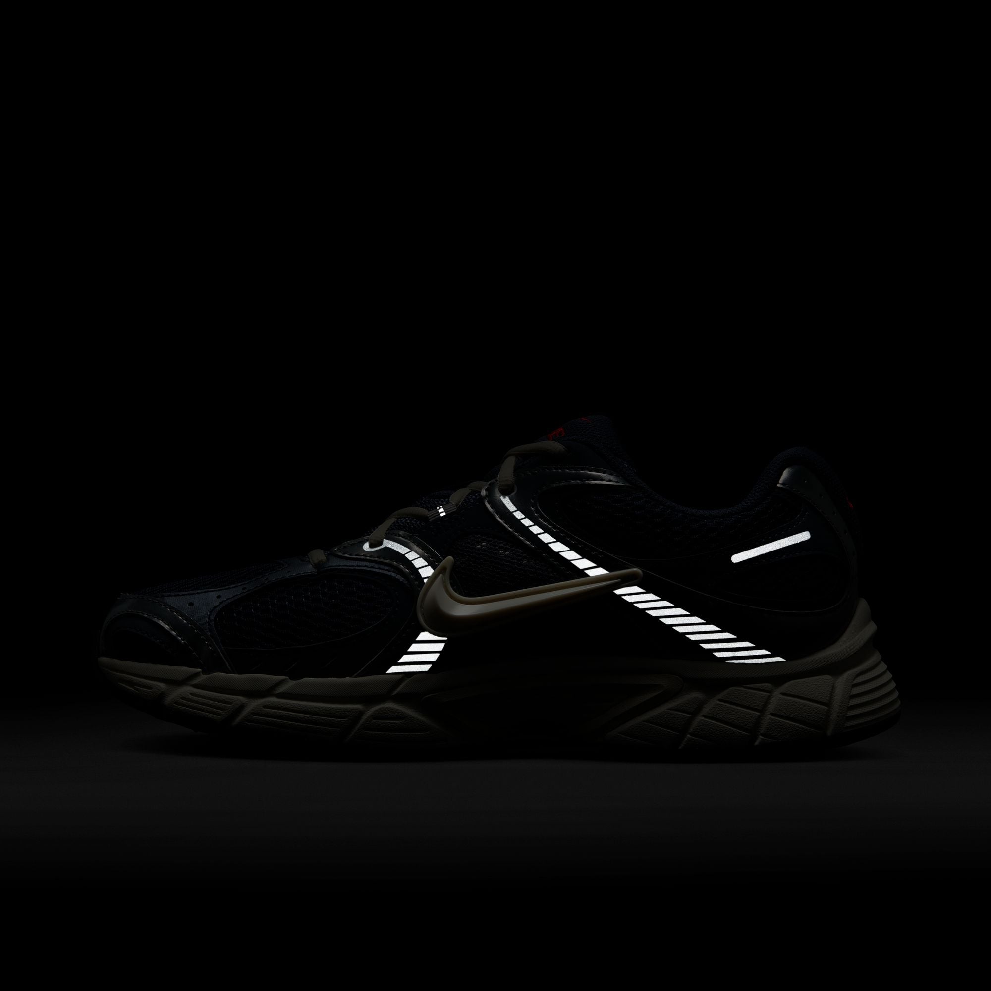 Nike V5 RNR ‘Thunder Blue'