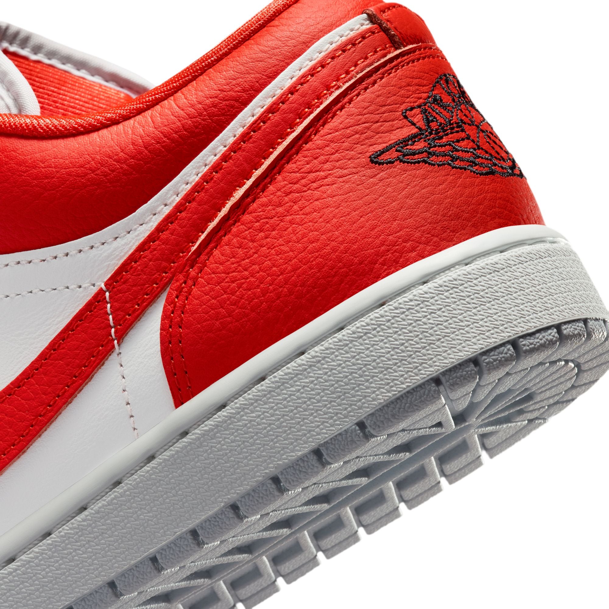 Air Jordan 1 Low SE 'Chile Red'