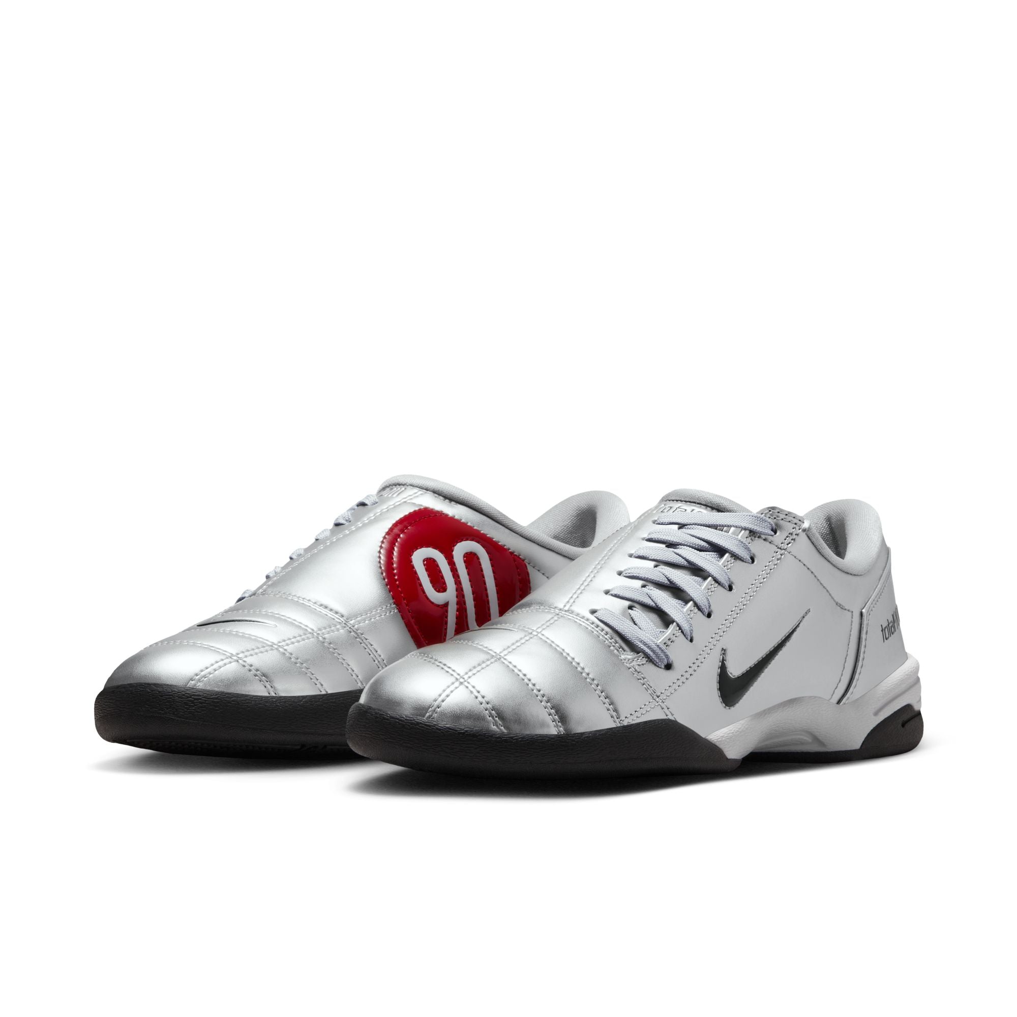 ナイキ　トータル90 シルバー25cm Womens Nike Total 90 'Metallic Silver'
