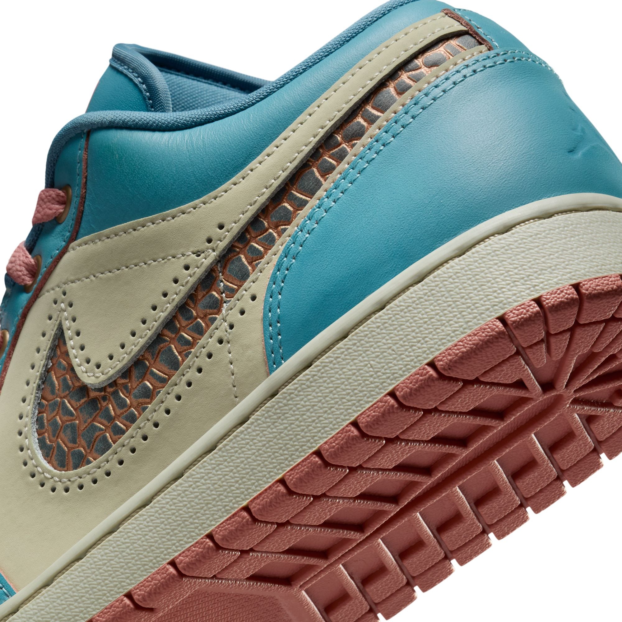 Air Jordan 1 Low SE 'Denim Turq/Smokey Blue'