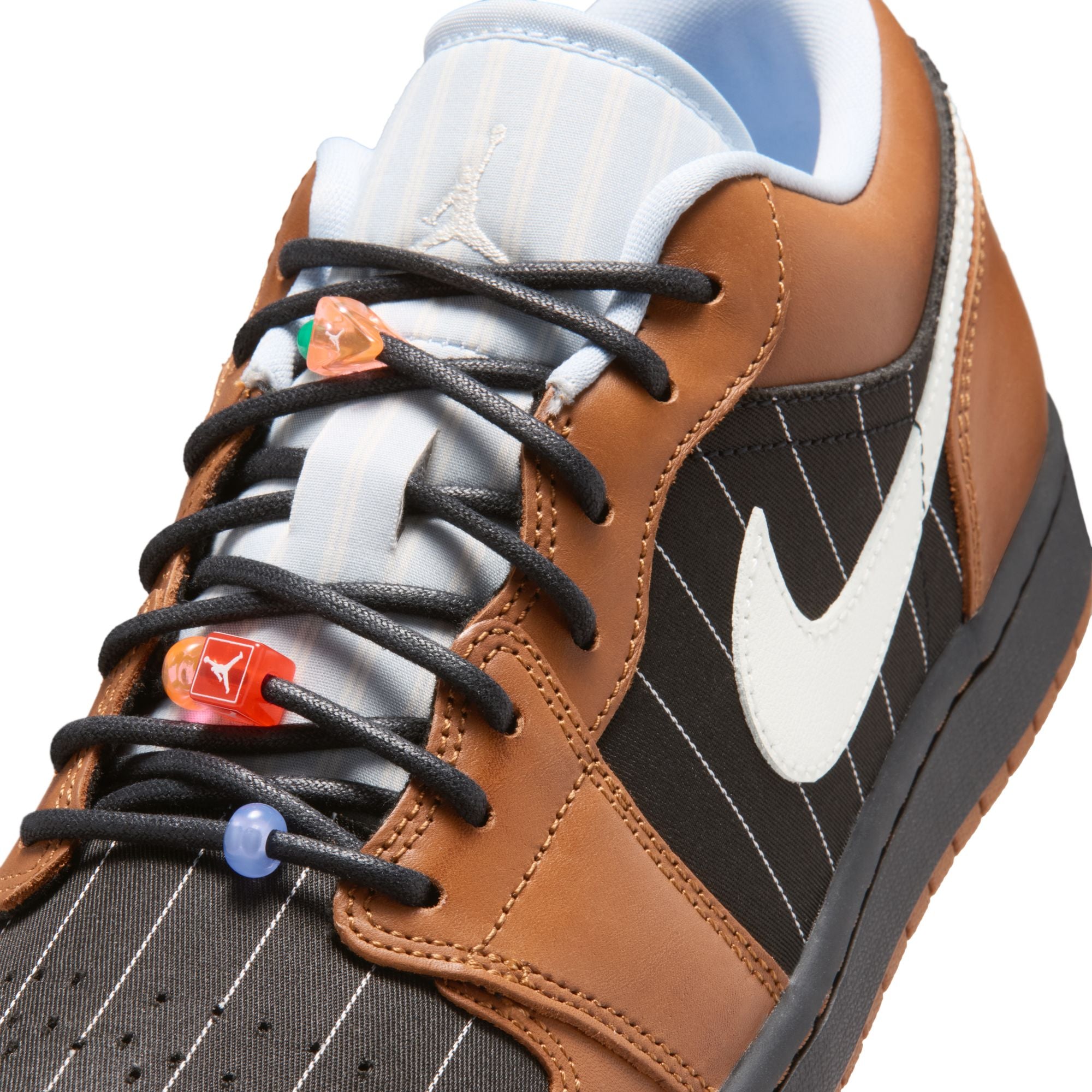 Air Jordan 1 Low SE 'Black Sail Light British Tan'