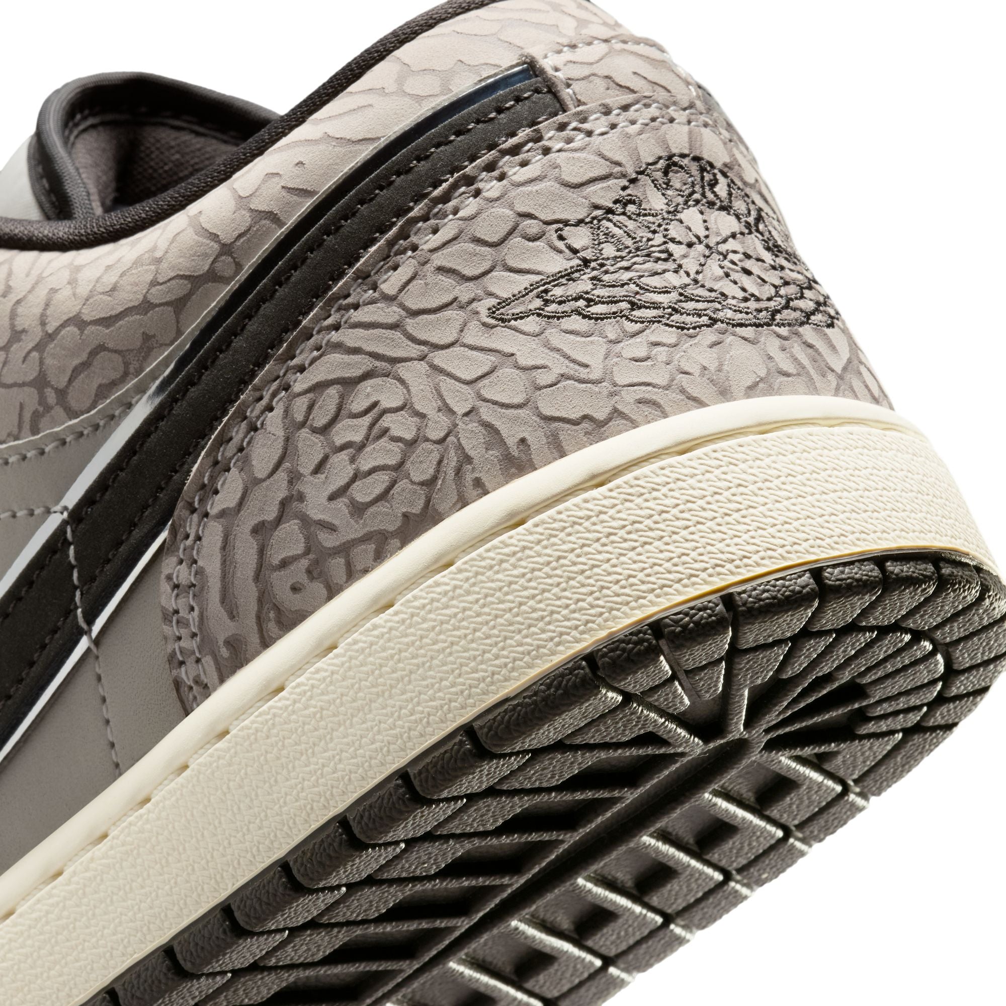Air Jordan 1 Low SE 'Pewter Elephant'