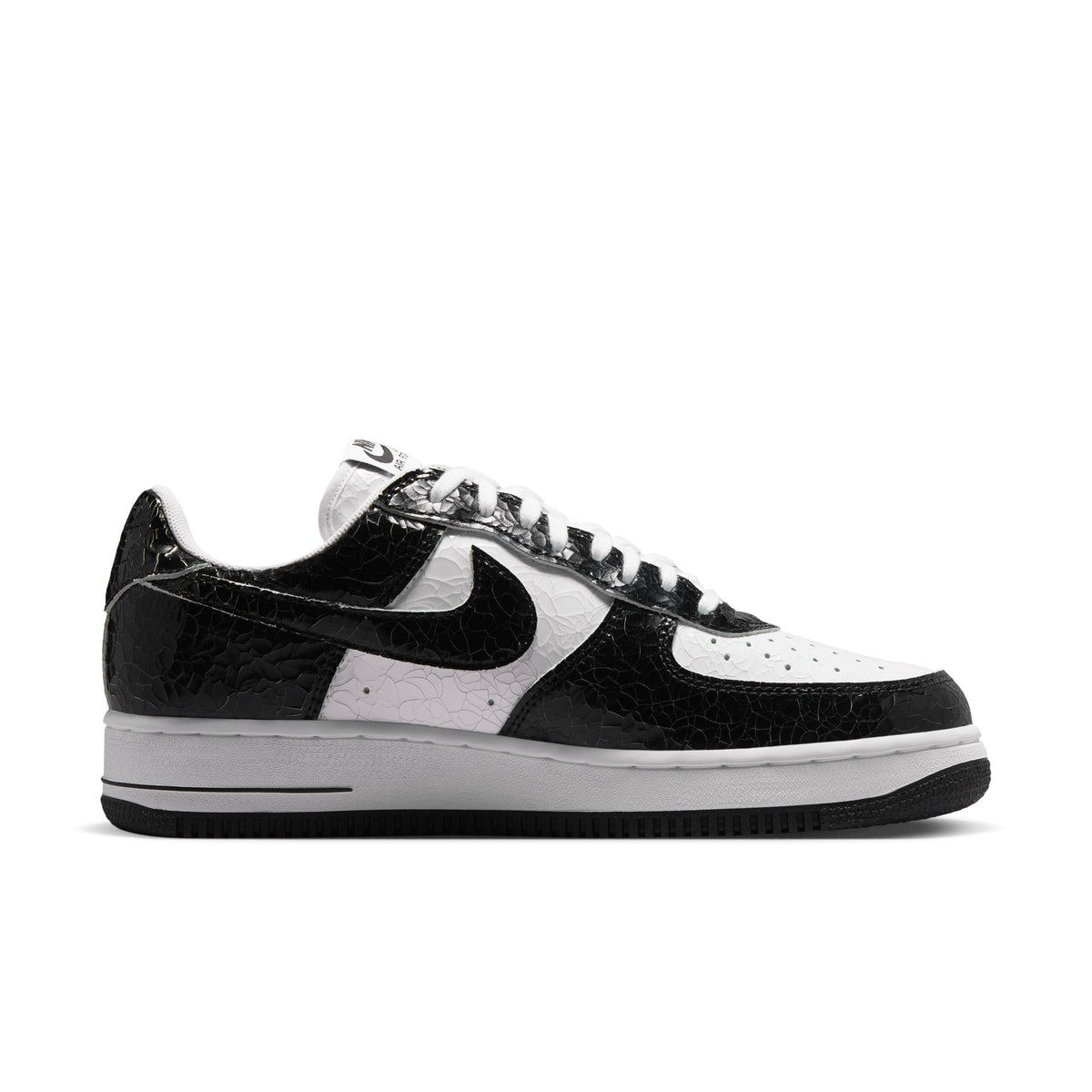 Nike Air Force 1 Low '01 "Cracked Leather" Menta