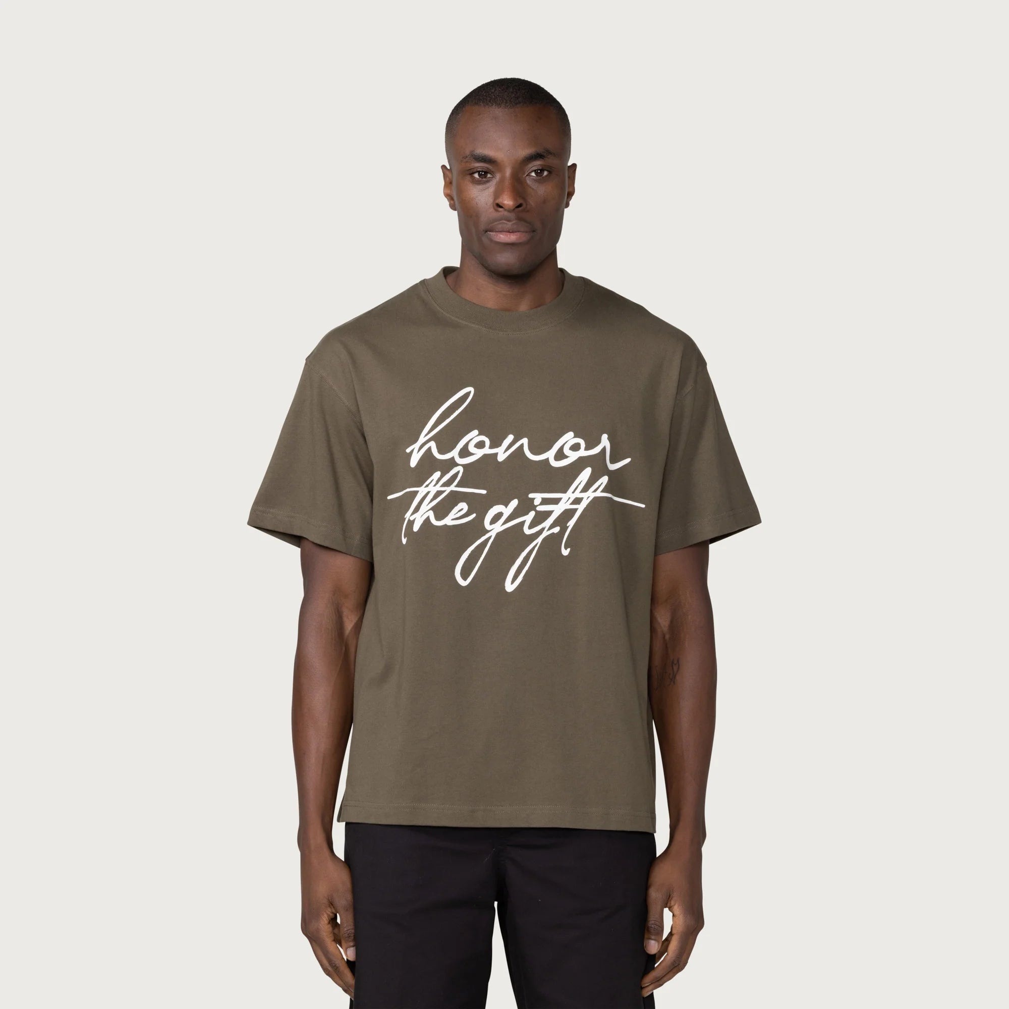 Honor The Gift Script T-Shirt 'Olive'
