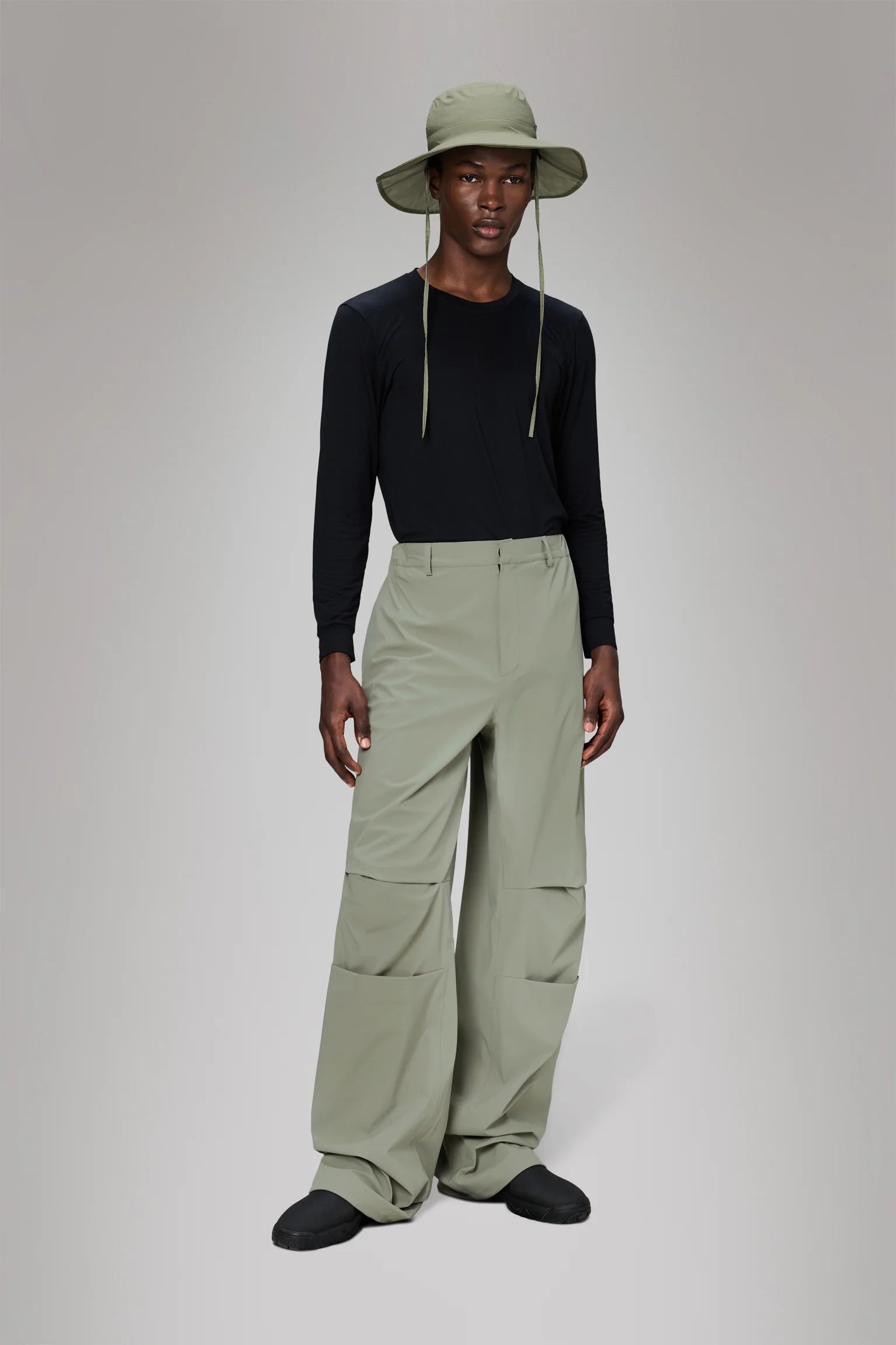 Rains Suva Hardshell Pants Wide 'Drift'