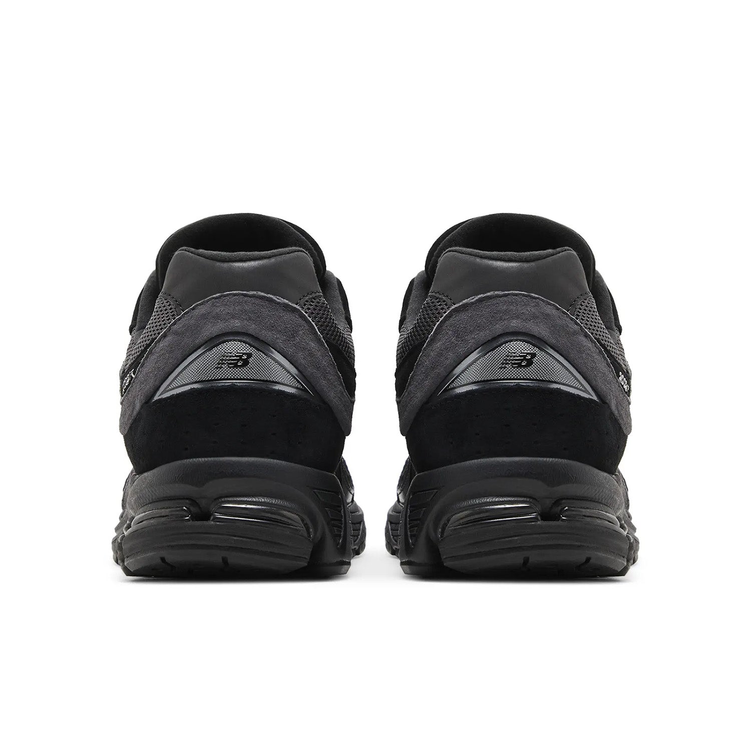 New Balance M2002Rv1 'Black/Magnet'