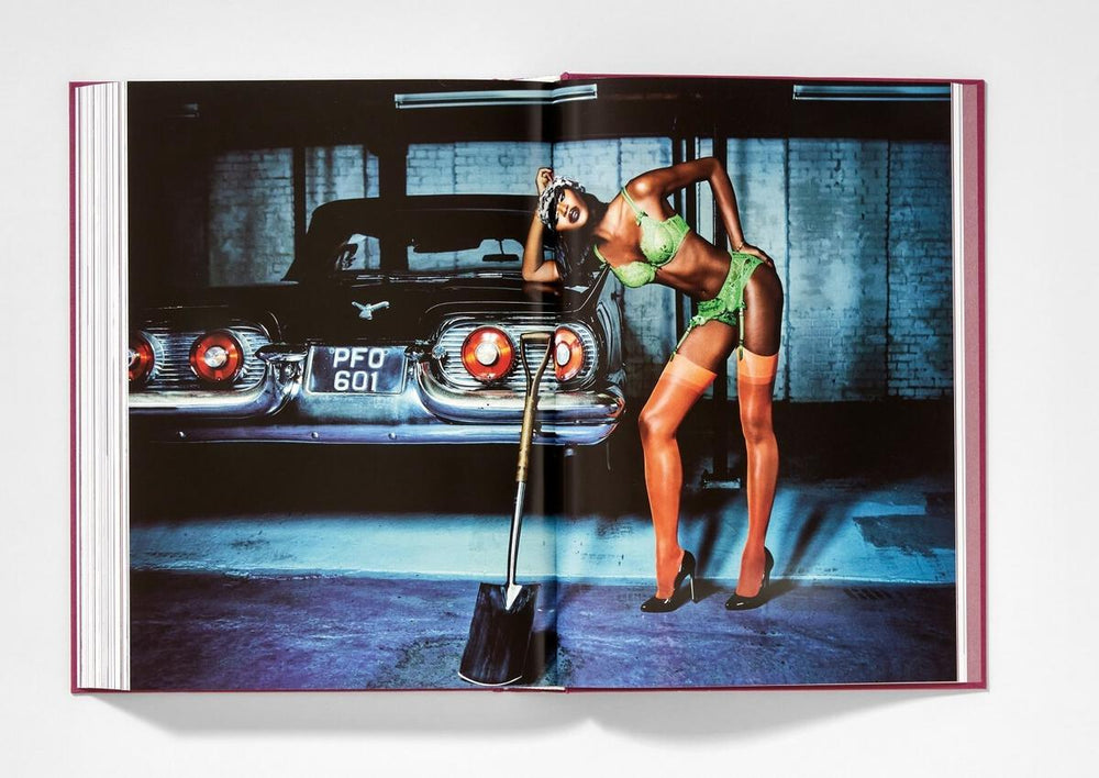 
                  
                    Load image into Gallery viewer, Naomi Campbell. Updated Edition
                  
                
