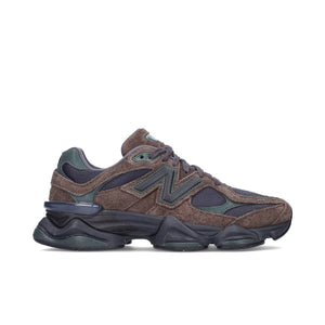
                  
                    Load image into Gallery viewer, New Balance 9060 &amp;#39;Beef and Broccoli&amp;#39;
                  
                