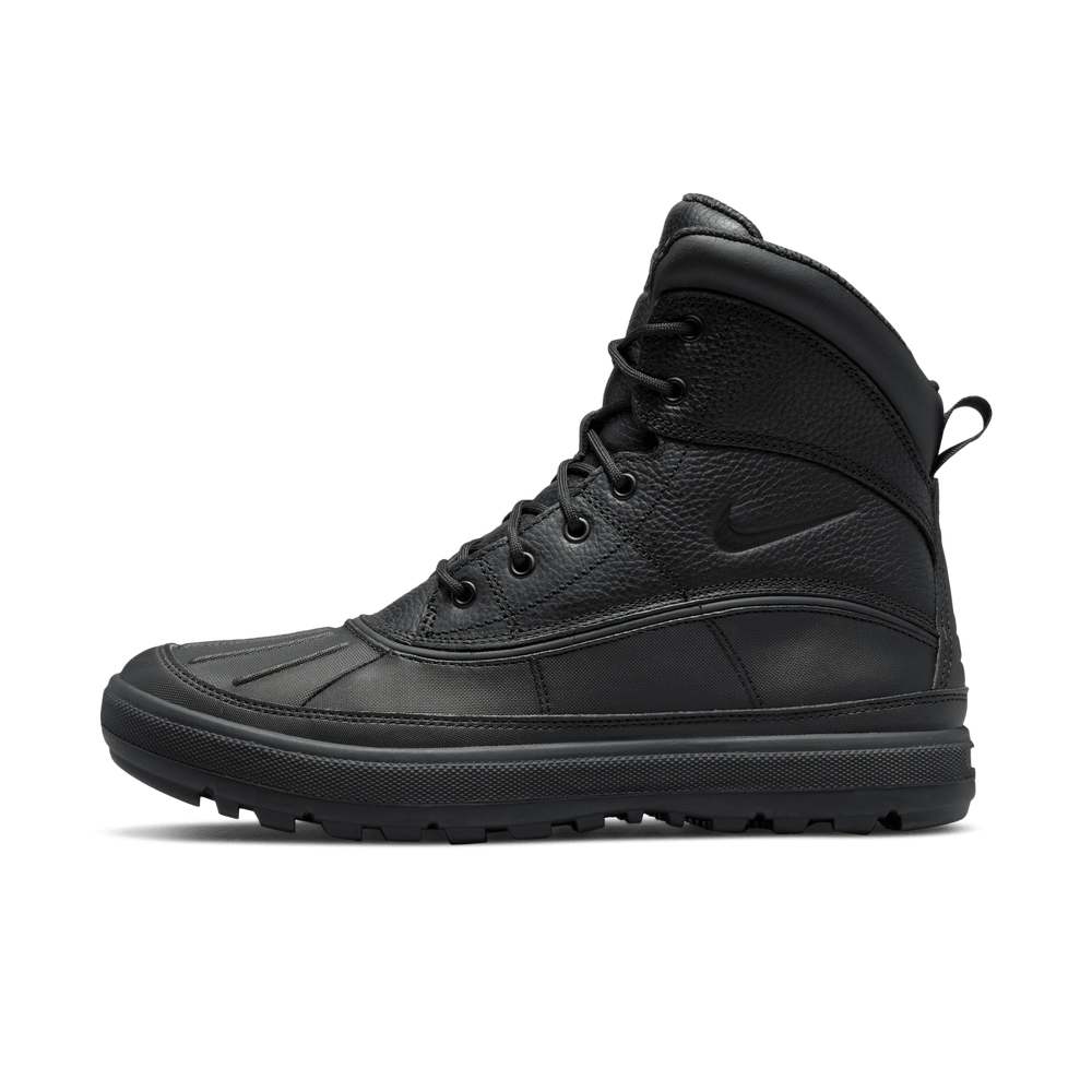 
                  
                    Load image into Gallery viewer, Nike Woodside II &amp;#39;Black&amp;#39;
                  
                