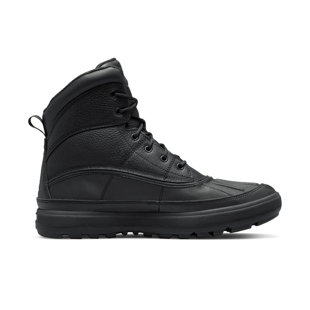 
                  
                    Load image into Gallery viewer, Nike Woodside II &amp;#39;Black&amp;#39;
                  
                