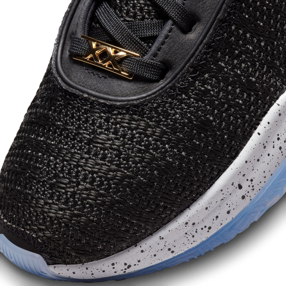 
                  
                    Load image into Gallery viewer, Nike Lebron XX &amp;#39;Black/Metallic Gold&amp;#39;
                  
                
