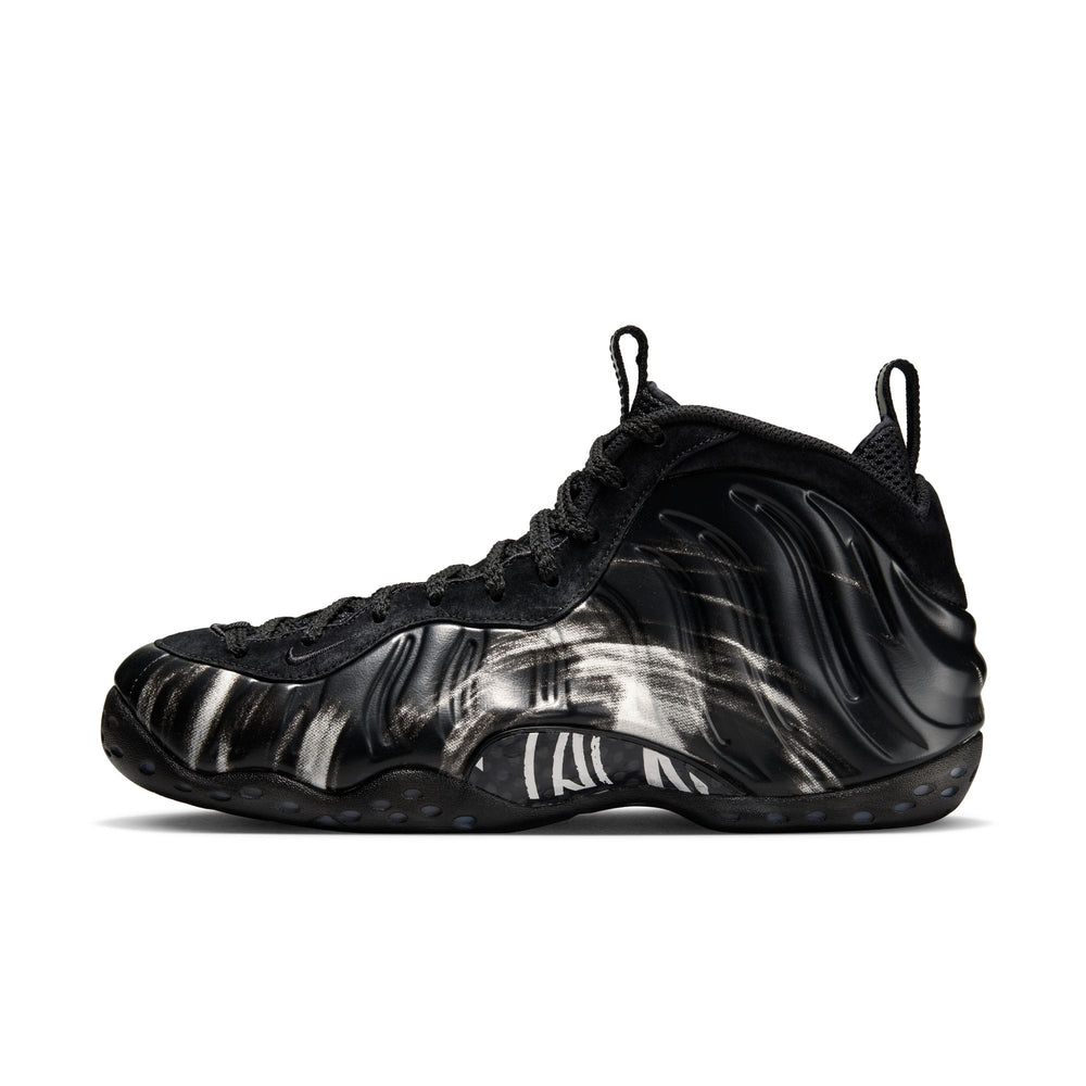 
                  
                    Load image into Gallery viewer, Nike Air Foamposite One &amp;#39;Dream a World Black&amp;#39;
                  
                
