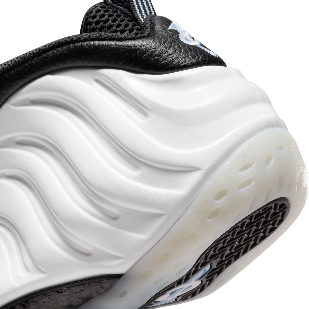 
                  
                    Load image into Gallery viewer, Nike Air Foamposite 1 &amp;#39;Penny PE&amp;#39;
                  
                