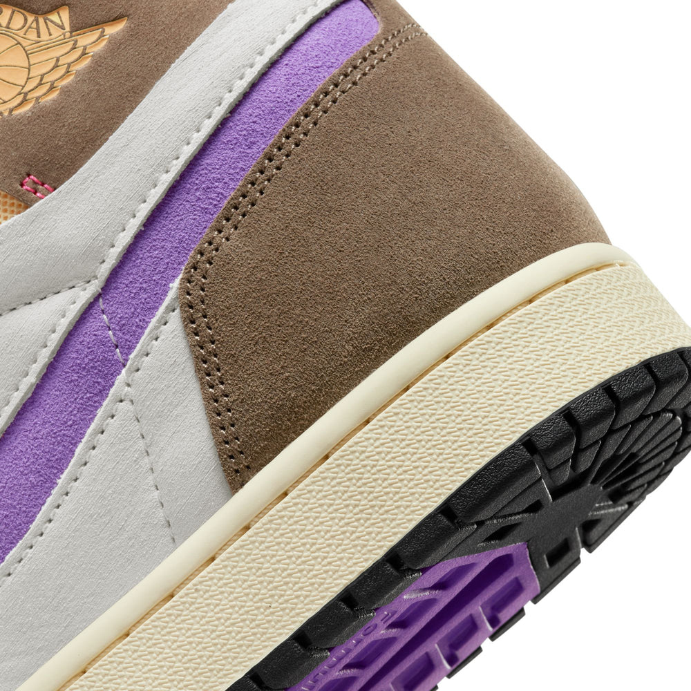 
                  
                    Load image into Gallery viewer, Air Jordan 1 Zoom CMFT 2 &amp;#39;Palomino&amp;#39;
                  
                