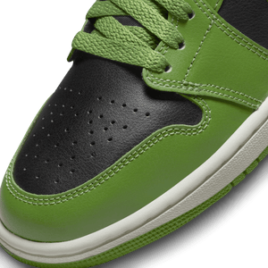 
                  
                    Load image into Gallery viewer, Womens Air Jordan 1 Mid &amp;#39;Altitude Green&amp;#39;
                  
                