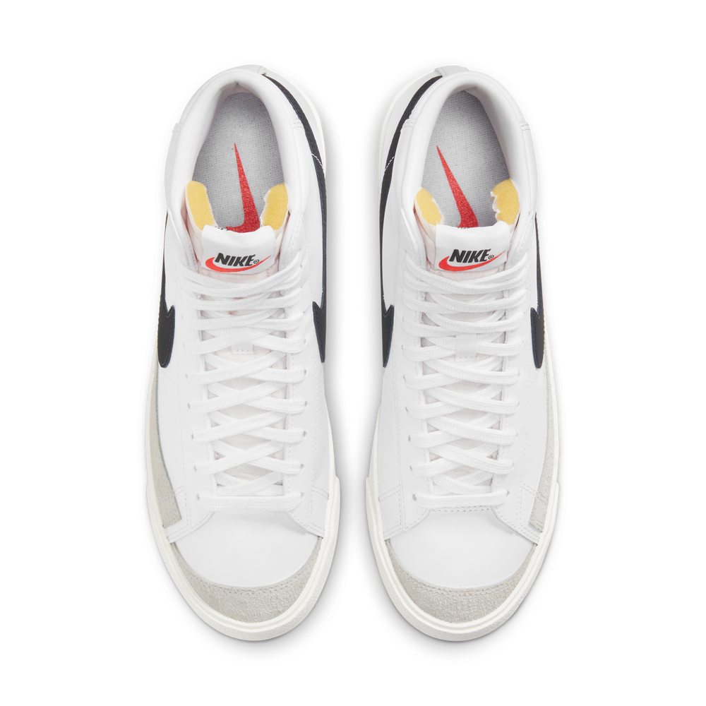 
                  
                    Load image into Gallery viewer, Nike Blazer Mid &amp;#39;77 Vintage &amp;#39;White/Black&amp;#39;
                  
                